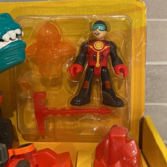 Fisher Price Imaginext Allosaurus Dino in Battle Gear w/ Figure new - Picture 2 of 6